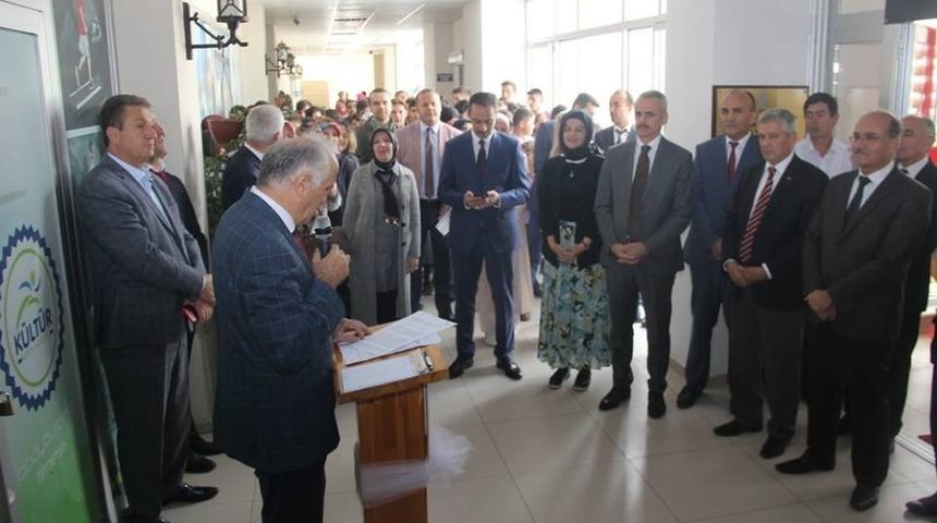 Kaynarca İlçe Halk Kütüphanesi açıldı