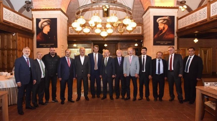 Rekt&ouml;r Uzun, Batı Karadeniz &Uuml;niversiteleri Birliği d&ouml;nem toplantısına katıldı