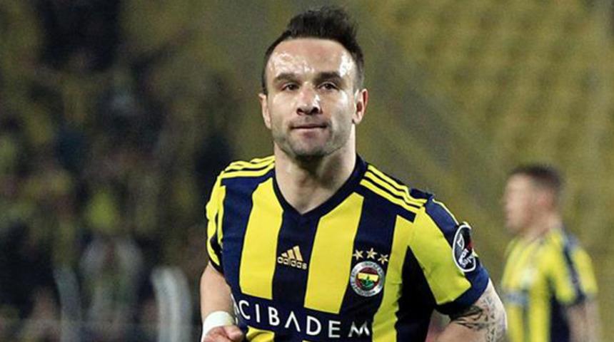Fenerbahçe'den Valbuena'ya doğum günü kutlaması