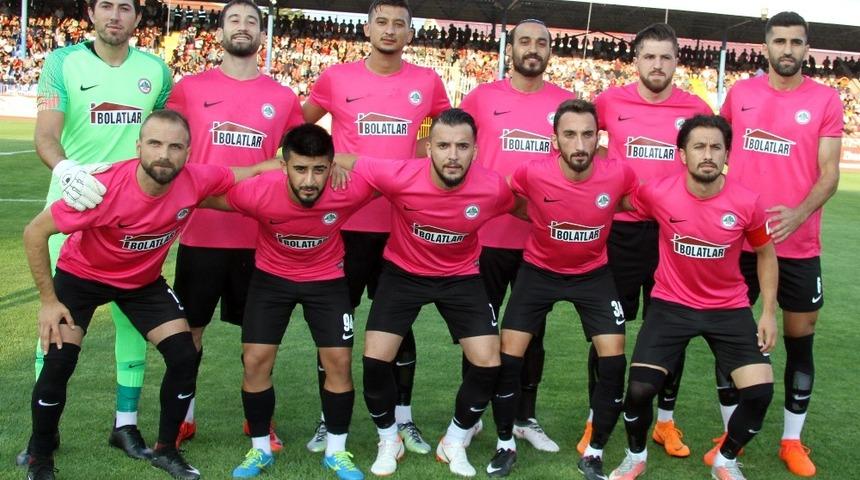 Amat&ouml;r takım taraftarına profesyonel ma&ccedil; daveti