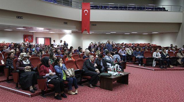 TÜBİTAK 4006 Bilim Fuarları tanıtım toplantısı yapıldı