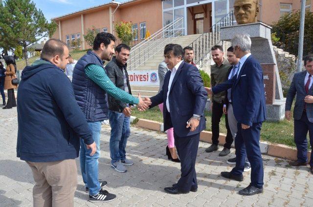 Öğrenciler, sosyal medya üzerinde aşure istedi, Başkan Koca çağrıya sessiz kalmadı