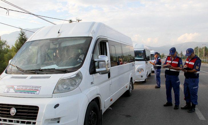 Fethiye’de jandarma okul servislerini mercek atına aldı G1