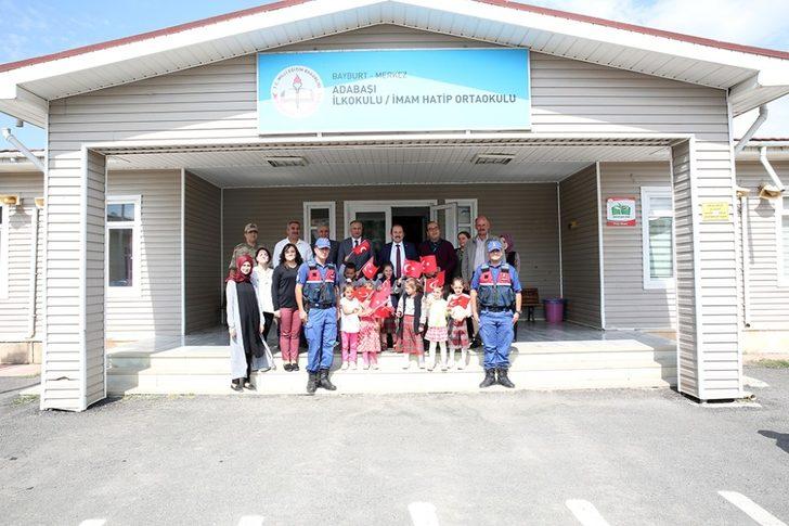 Vali Pehlivan, ilkokul, ortaokul ve Çimağıl Mağarası’nda incelemelerde bulundu G2