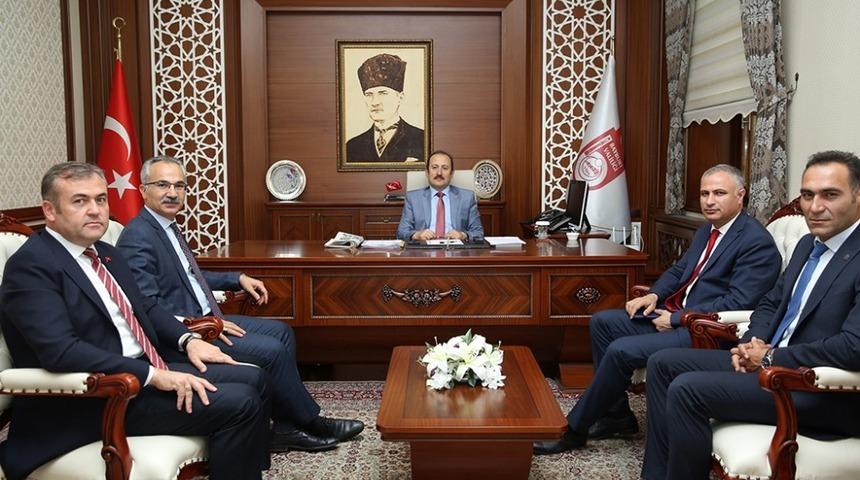 MEB Daire Başkanları Vali Pehlivan&rsquo;ı ziyaret etti