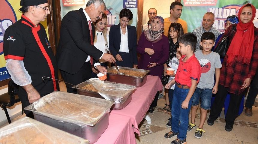 &Ccedil;&ouml;lyak hastaları i&ccedil;in gl&uuml;tensiz aşure