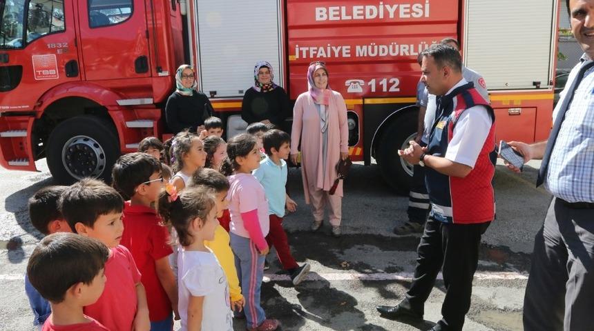 Miniklerden anlamlı ziyaret