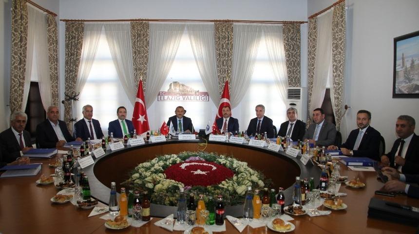 FKA Y&ouml;netim Kurulu Toplantısı Elazığ&rsquo;da yapıldı