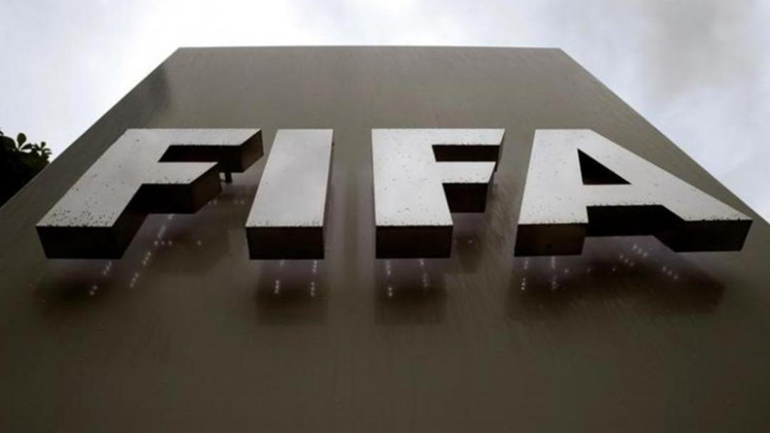 FIFA'dan tarihi karar!