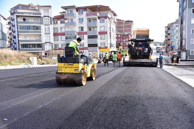 Başkan Can, asfalt çalışmalarını inceledi