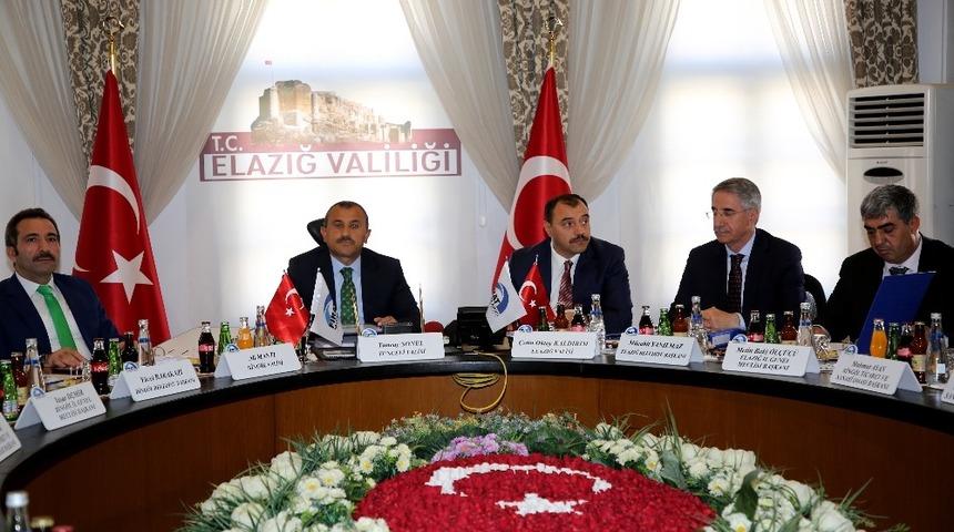 FKA y&ouml;netim kurulu toplantısı Elazığ&rsquo;da yapıldı