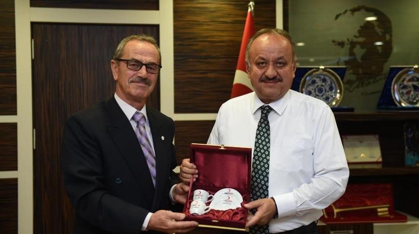 T&uuml;rk Kızılayı, Başkan Babaş&rsquo;ı ziyaret etti