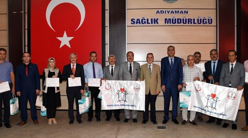 Beyaz bayrak &ouml;d&uuml;lleri sahiplerini buldu