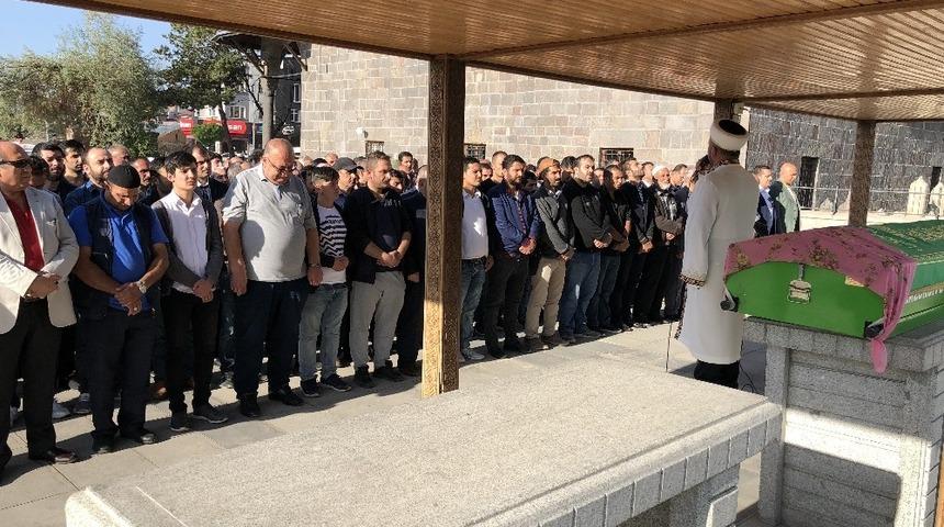 Tarak&ccedil;ıoğlu&rsquo;nun yenge acısı