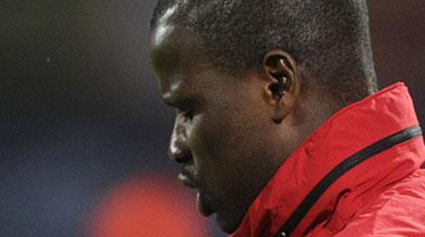 Galatasaray'ın eski yıldızı Emmanuel Eboue teknik direkt&ouml;r oluyor