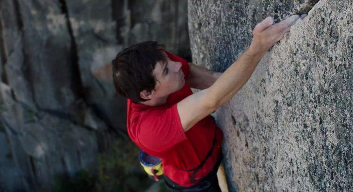 İp bile kullanmadan 914 metre tırmandı!  G1