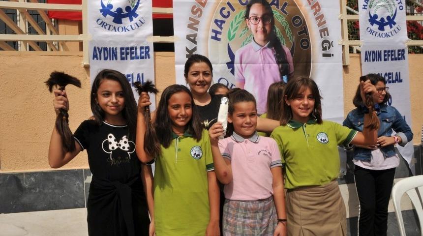 Mustafa Savaş sa&ccedil;larını kanser hastaları i&ccedil;in bağışlayan &ouml;ğrencileri kutladı