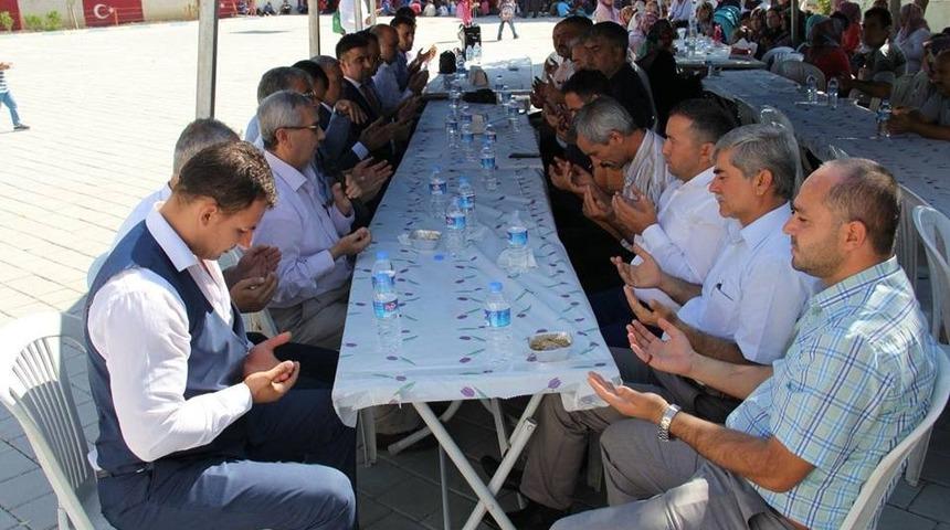 Karaisalı Şehit Mehmet Çalışkan İlkokulun’da aşure günü