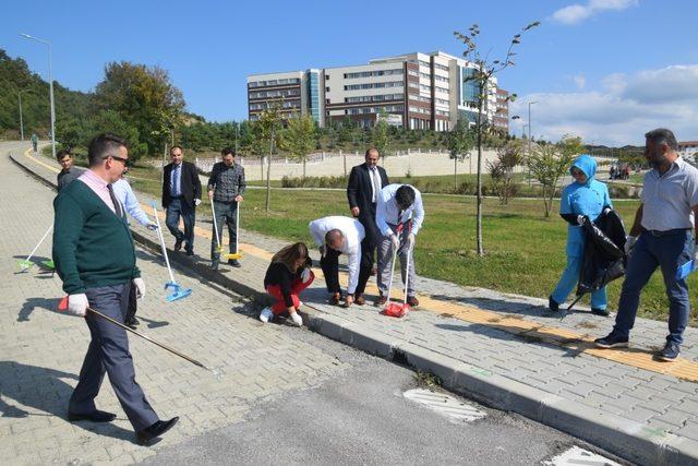 Üniversitede Sağlıklı toplum temiz çevreyle başlar  etkinliği