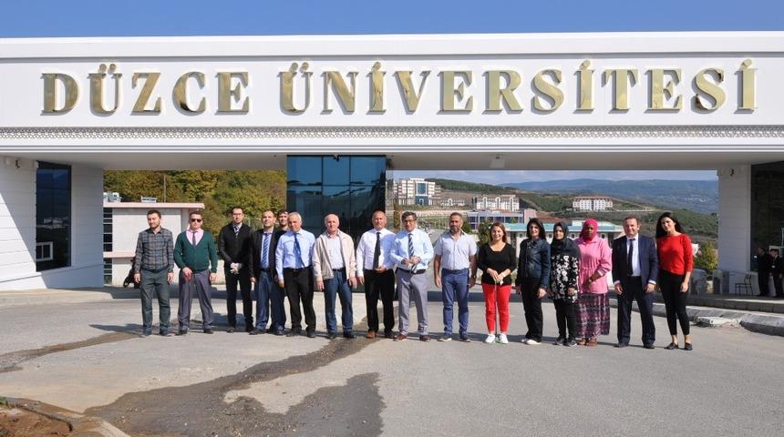 &Uuml;niversitede Sağlıklı toplum temiz &ccedil;evreyle başlar  etkinliği