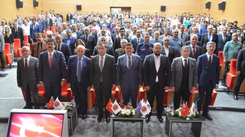 Ahilik panellerinin altıncısı Erzincan&rsquo;da ger&ccedil;ekleştirildi