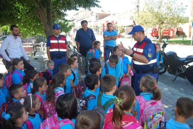 Malkara jandarma trafikten öğrencilere seminer