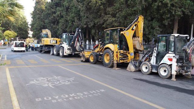 Aydın Büyükşehir Belediyesi Kriz Merkezi acil müdahale noktaları oluşturdu