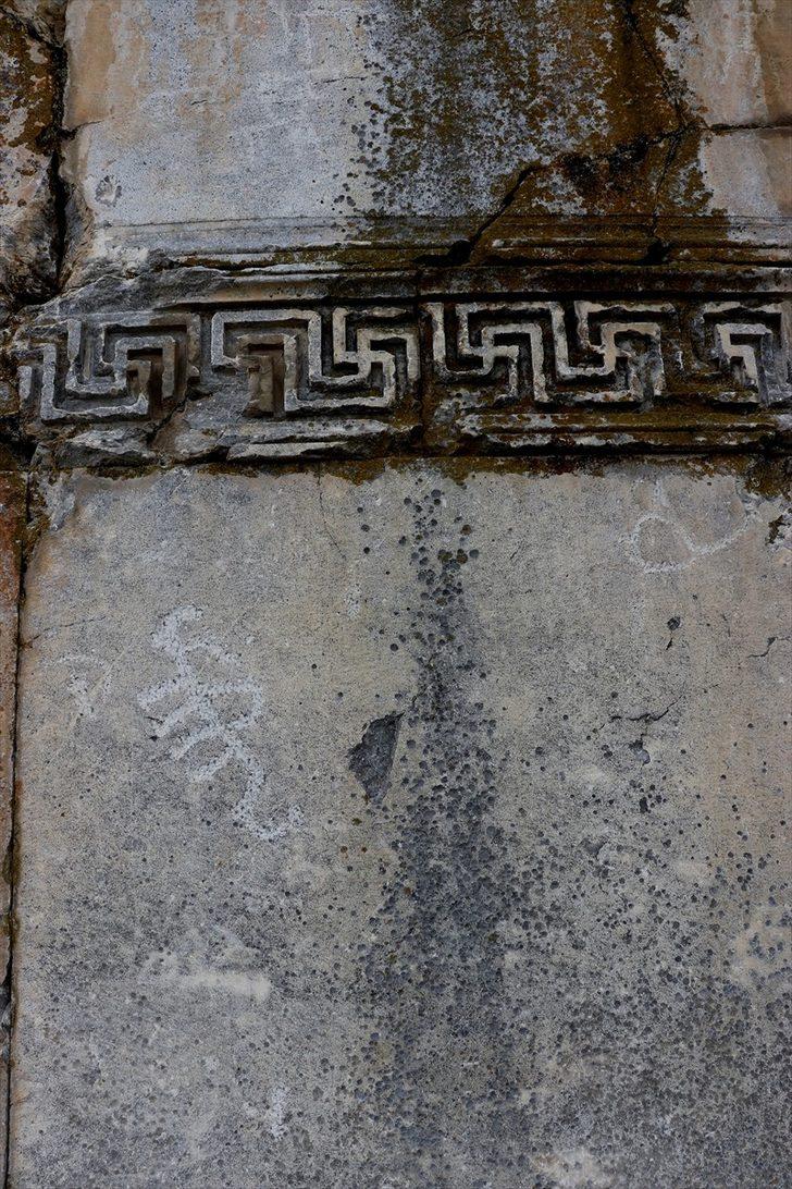 Zeus Tapınağı'nda Çavdar Türklerine ait 400 figür G5