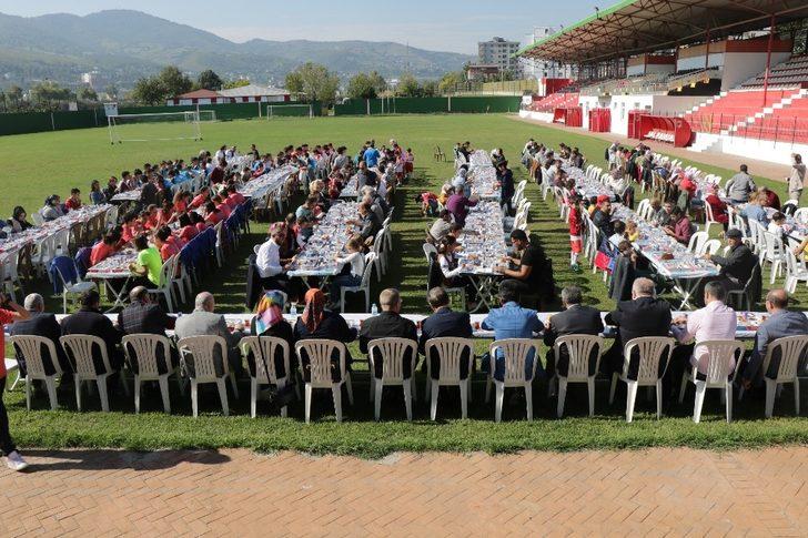 Başkan Şahin: “Gençlerimizi kötü alışkanlıklardan korumak için en etkili yol spor” G3