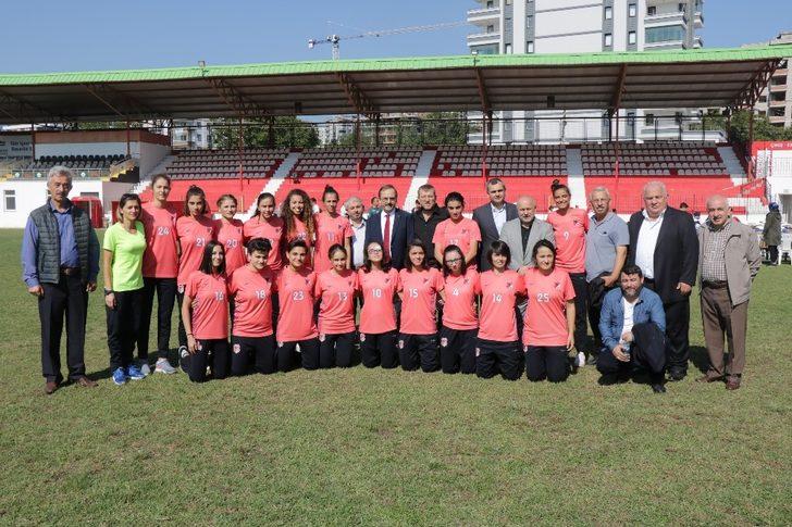 Başkan Şahin: “Gençlerimizi kötü alışkanlıklardan korumak için en etkili yol spor” G5