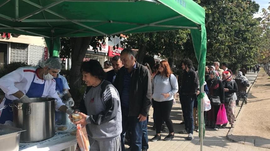 Odunpazarı&rsquo;nda aşure ikramı devam ediyor