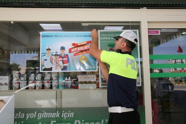 Polis ekiplerinden ‘Bu Yolda Hep Birlikteyiz’ çalışması