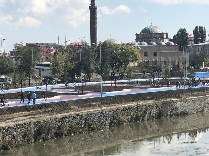 Kars’ta gençler bisiklet parkuruna kavuştu G3