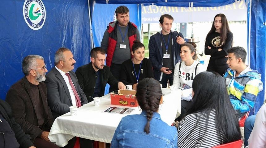 Giresun Üniversitesi Rektörü öğrencilerle buluştu