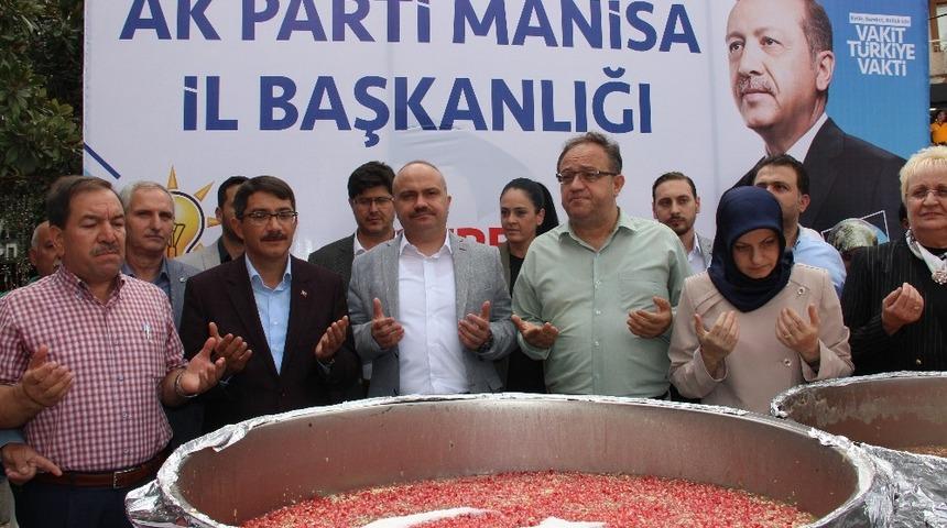 AK Parti&rsquo;den 2 bin kişilik aşure hayrı