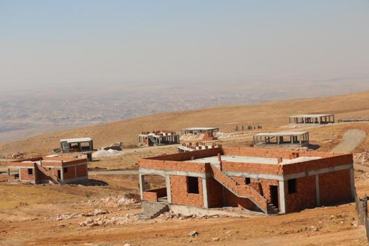 Türkiye'deki bu köy mağarada yaşıyor  G2