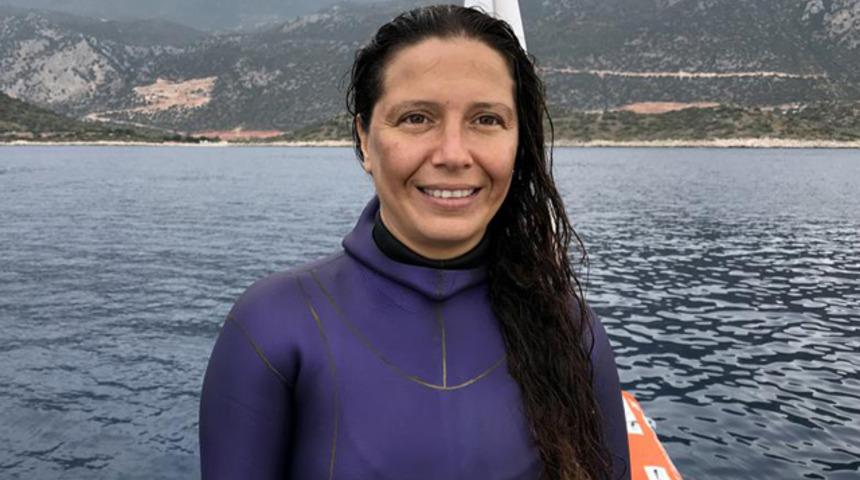 Milli dalgıç Derya Can'dan yeni rekor