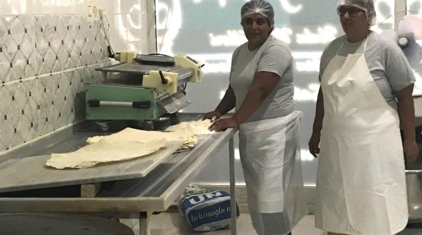 2 ev hanımı mikro kredi ile kendi işlerini kurdu