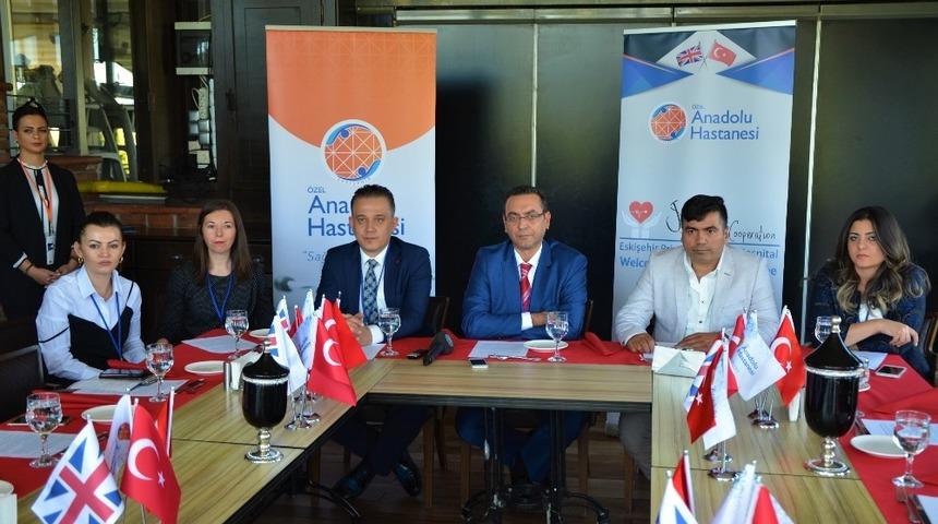 &Ouml;zel Eskişehir Anadolu Hastanesi İngiliz hekimleri Eskişehir&rsquo;de ağırlıyor