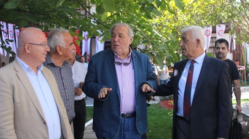 Muğla&rsquo;da İlber Ortaylı&rsquo;ya b&uuml;y&uuml;k ilgi