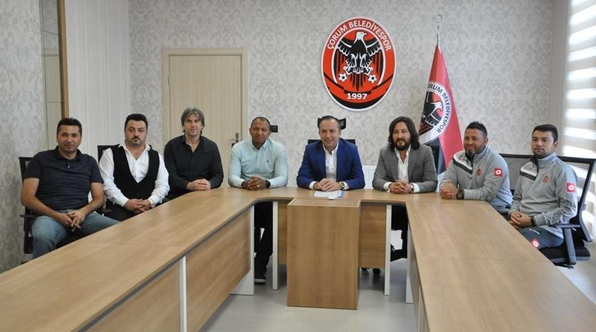 Milletvekili Ceylan&rsquo;dan &Ccedil;orum Belediyespor&rsquo;a destek s&ouml;z&uuml;