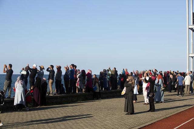 Rize'de Türk Yıldızları gösterisi nefes kesti