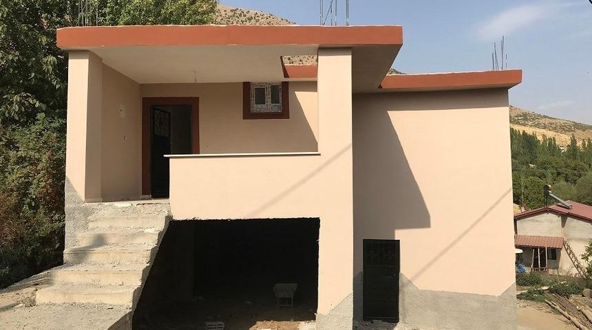 Hizan Belediyesi tarafından Altınoluk mahallesine taziye evi yapıldı