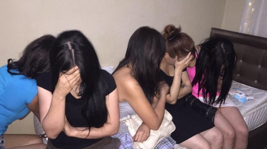 Masaj salonuna fuhuş operasyonu! Böyle basıldılar