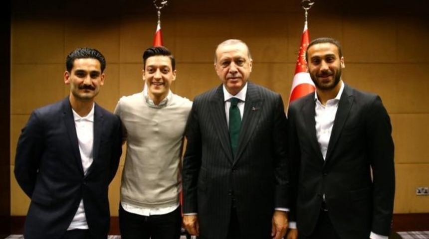 Erdoğan'dan Almanya'da Mesut &Ouml;zil s&ouml;zleri: Hazmedemedim