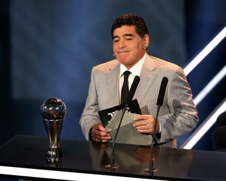 Diego Armando Maradona: Hagi'nin oynadığı futbolu özlüyorum.