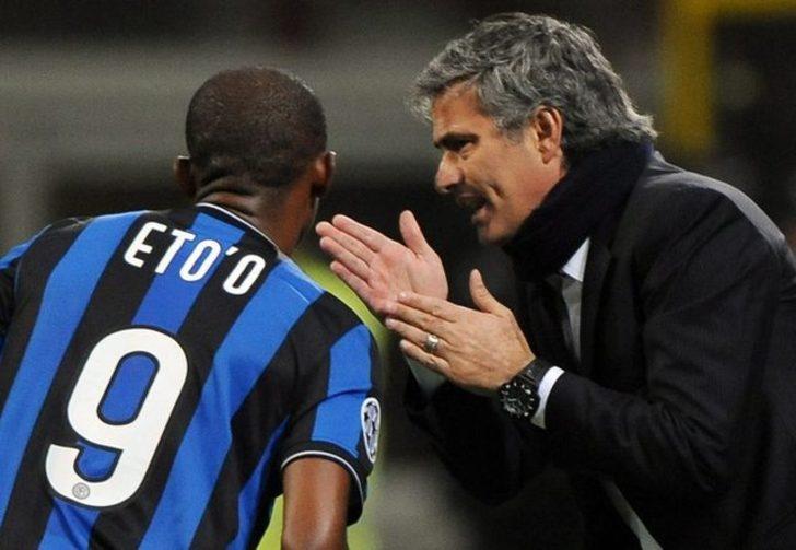 Eto'o: Çok büyük hocalarla çalıştım ama Mourinho gibi başka bir karakter yok. O etrafınızdayken asla sıkılmazsınız ve ondan 1 tane var.