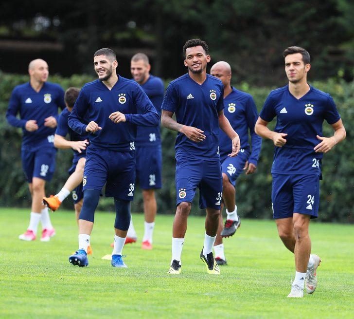 Cocu 2 yıldızı kadro dışı bıraktı! G1