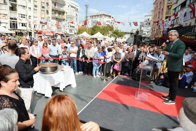 Karşıyaka’da aşure bereketi