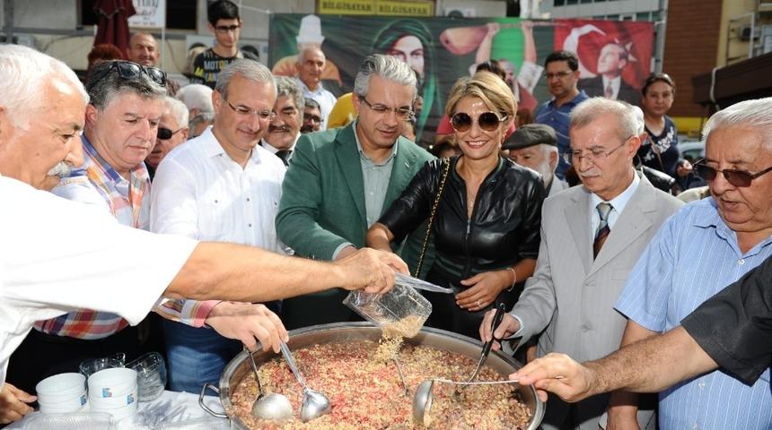 Karşıyaka&rsquo;da aşure bereketi